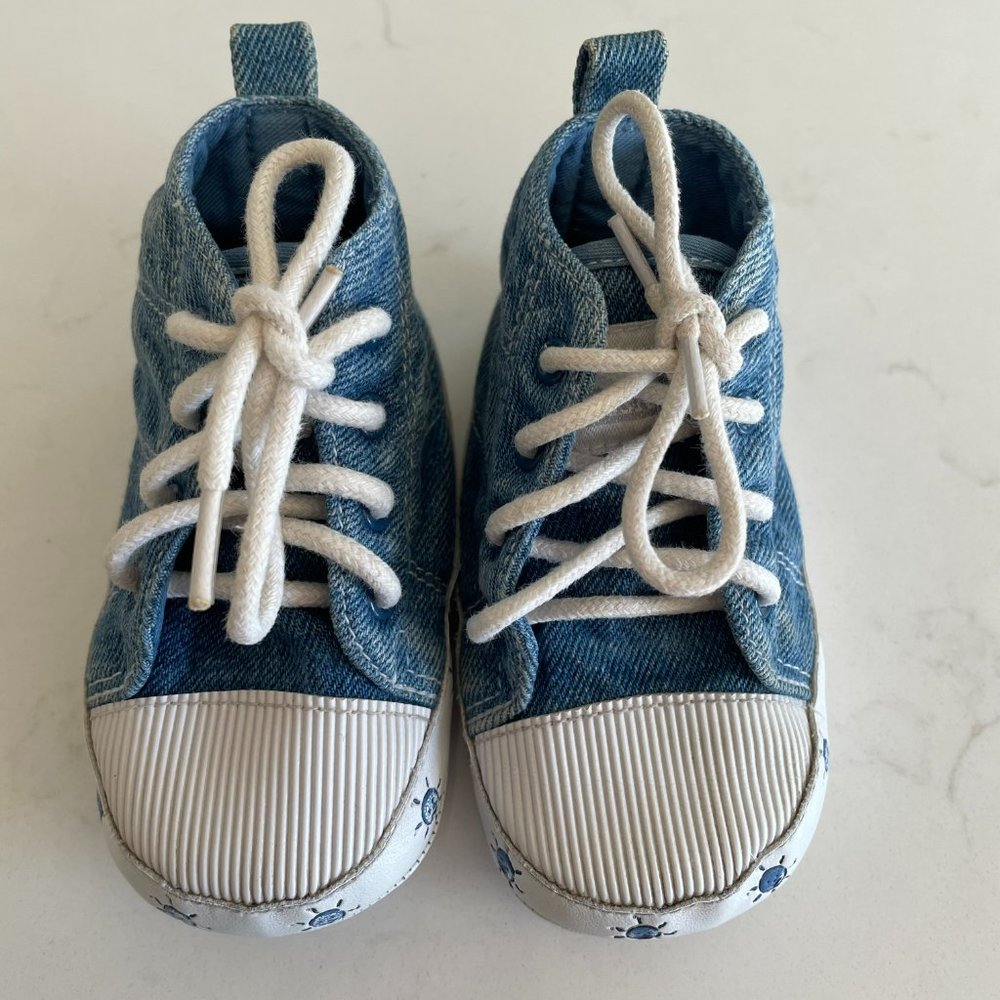 Carter’s Classics Vintage Sneaker Denim High Top Lace Up Baby Shoes Size 4